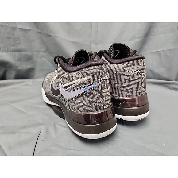 Nike Men's LeBron LBJ NXXT Genisus Sneakers Black Grey White Size 8 NEW IN BOX! - Picture 5 of 12